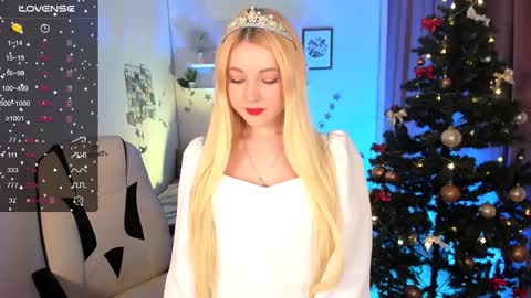  Your Kimmie  follow me  online show from December 24, 2:01 pm