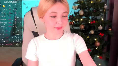  Your Kimmie  follow me  online show from December 30, 7:53 pm