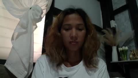 kimmk73644 online show from March 8, 9:35 am