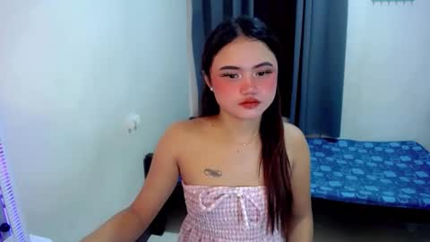 Snapshot of kimmy_fuckinggreat chatting on February 25, 12:59 pm kim ejara online show from February 25, 12:59 pm