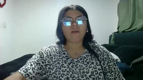Kimmy online show from October 26, 2:17 am