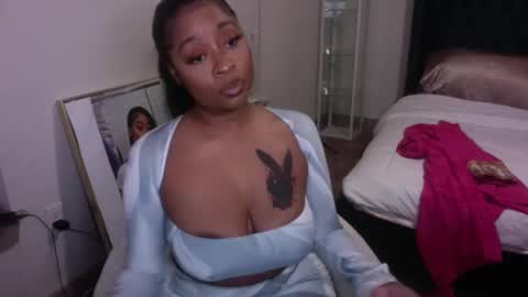 kimmyluxx online show from February 20, 4:28 am