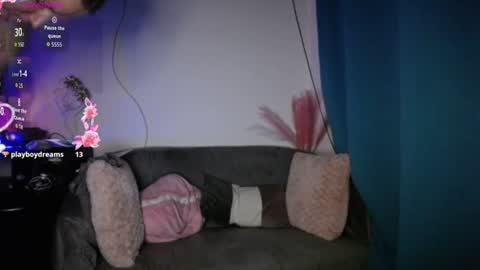 Snapshot of kimmythestar chatting on June 25, 10:47 pm Kimmy online show from June 25, 10:47 pm