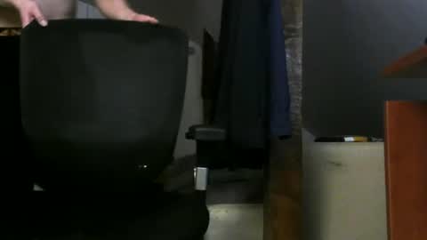 Snapshot of kimononinja76 chatting on December 22, 9:12 pm kimononija online show from December 22, 9:12 pm