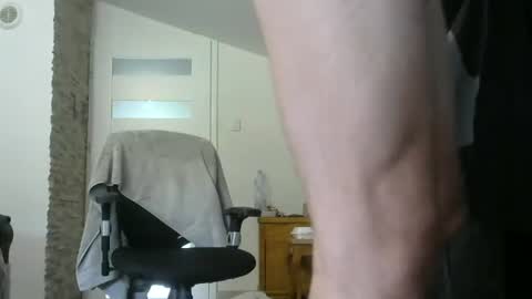 Snapshot of kimononinja76 chatting on June 1, 1:13 pm kimononija online show from June 1, 1:13 pm