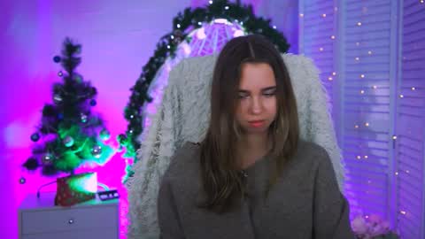 kimporins online show from December 16, 2:33 pm