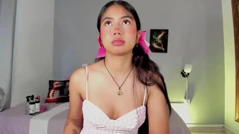 Kim online show from November 20, 8:19 pm