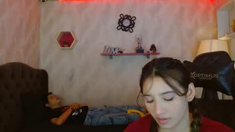 kimty online show from October 9, 8:23 am