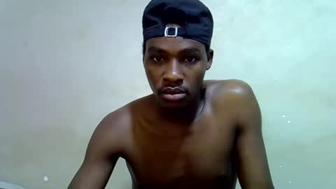 Snapshot of kimzsguyz chatting on March 1, 7:16 pm kimzsguyz online show from March 1, 7:16 pm