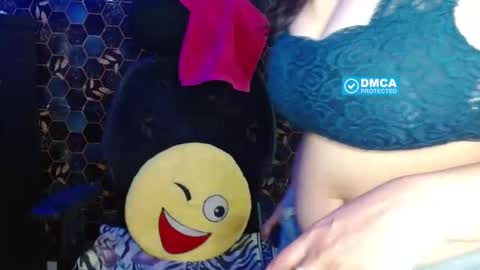 kinderrjoy online show from October 31, 5:52 am