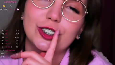 Hazel online show from March 6, 8:59 pm