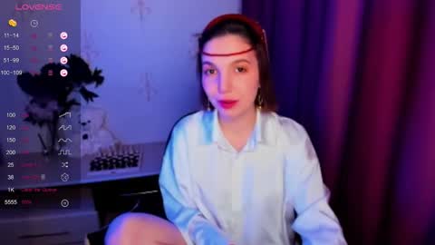 Hazel online show from December 5, 1:03 am