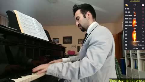 Snapshot of king7045 chatting on March 9, 7:34 am king7045 online show from March 9, 7:34 am