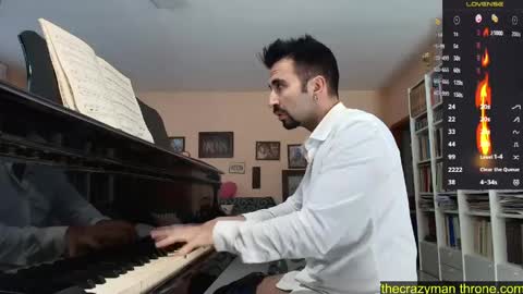 Snapshot of king7045 chatting on April 10, 9:47 am king7045 online show from April 10, 9:47 am