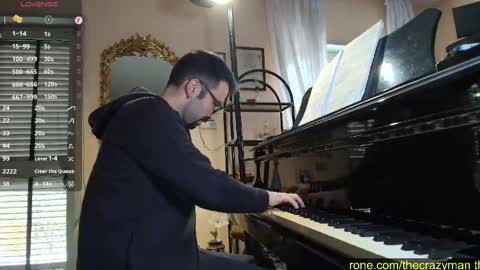 Snapshot of king7045 chatting on April 13, 7:14 am king7045 online show from April 13, 7:14 am