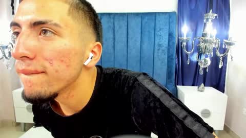 Snapshot of king_dante_ chatting on February 7, 8:10 pm King Dante online show from February 7, 8:10 pm