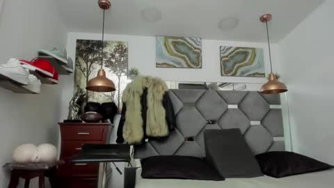 Snapshot of king_fitt_ chatting on February 12, 8:18 pm HOT MEN BLACK online show from February 12, 8:18 pm