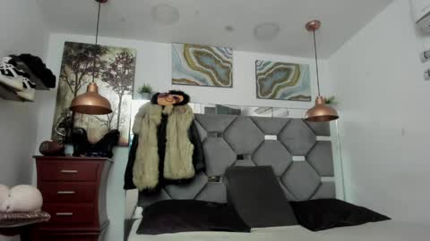 Snapshot of king_fitt_ chatting on April 15, 12:12 pm HOT MEN BLACK online show from April 15, 12:12 pm