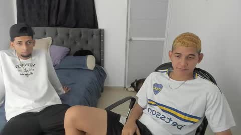 Snapshot of king_master22 chatting on October 6, 11:13 pm king_master22 online show from October 6, 11:13 pm