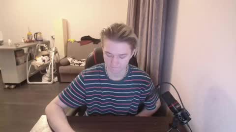king_moris online show from December 4, 12:41 am