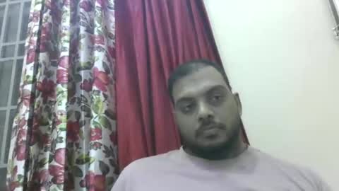 Snapshot of kingalpines1 chatting on May 17, 5:53 pm kingalpines1 online show from May 17, 5:53 pm