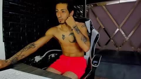 Snapshot of kingartur_rs chatting on April 9, 2:33 am kingartur_rs online show from April 9, 2:33 am