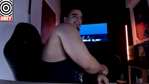 King Bear online show from November 7, 10:15 am