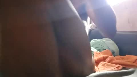 kingemizzy online show from March 12, 2:23 pm