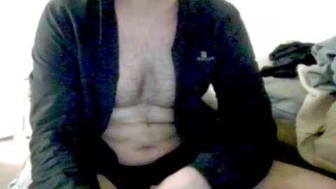 Snapshot of kingindisguise69 chatting on March 5, 12:59 am kingindisguise69 online show from March 5, 12:59 am