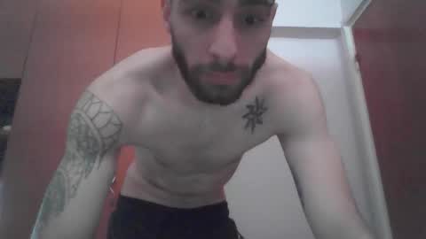 Snapshot of kingkarlos_ chatting on February 21, 4:30 pm KingKarlos online show from February 21, 4:30 pm