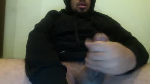 Snapshot of kingkumz1 chatting on February 28, 11:25 am king online show from February 28, 11:25 am