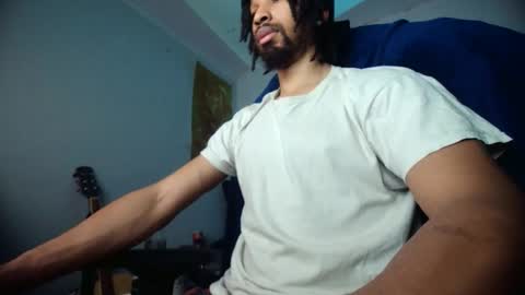 Snapshot of kinglong98 chatting on March 2, 1:41 am DADDY online show from March 2, 1:41 am