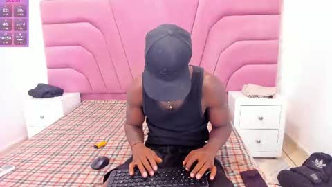 kingmaverickx online show from June 11, 4:32 am