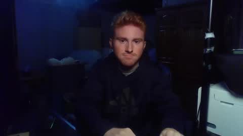 Snapshot of kingoffootfetish chatting on September 22, 4:58 am Master  King Tommy online show from September 22, 4:58 am