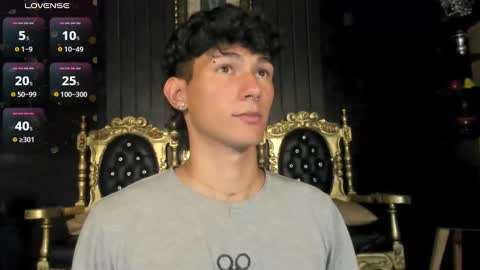  A L E X  online show from December 3, 2:58 am