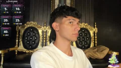  A L E X  online show from December 31, 12:46 pm