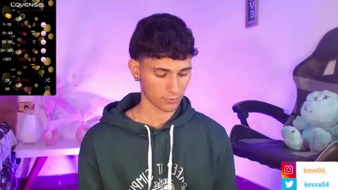  A L E X  online show from October 4, 4:21 am