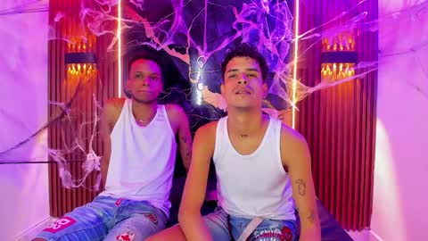 Snapshot of kings_and_secrets chatting on November 2, 11:56 am kings_and_secrets online show from November 2, 11:56 am