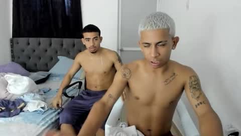 DOMINANT ALPHA KINGS online show from November 20, 9:47 pm