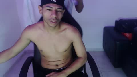 DOMINANT ALPHA KINGS online show from February 27, 8:53 pm