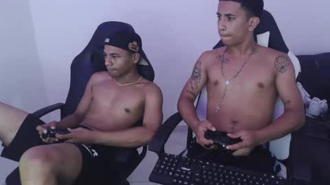 DOMINANT ALPHA KINGS online show from March 18, 7:22 am