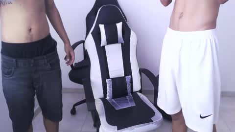 DOMINANT ALPHA KINGS online show from March 27, 6:29 pm