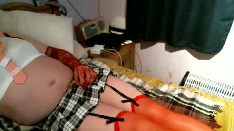 Snapshot of kinky319200 chatting on December 25, 10:27 pm kinky319200 online show from December 25, 10:27 pm