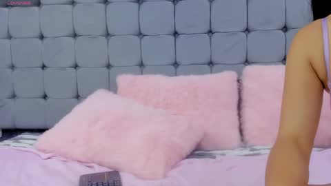 Snapshot of kinky_dakota chatting on April 22, 2:29 pm dakota online show from April 22, 2:29 pm