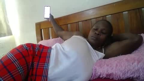 Snapshot of kinky_kaiya chatting on December 26, 8:50 am kaiya online show from December 26, 8:50 am