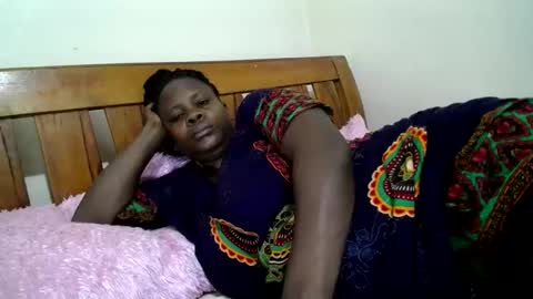 Snapshot of kinky_kaiya chatting on February 19, 5:49 am kaiya online show from February 19, 5:49 am