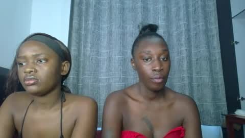 kinky_leila online show from June 22, 5:15 am