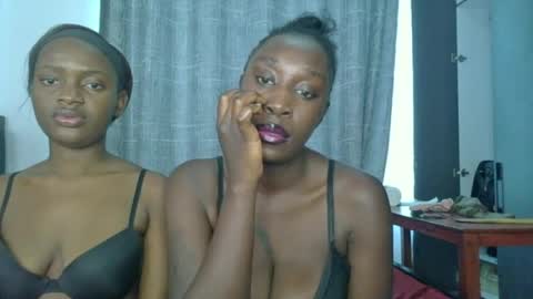 kinky_leila online show from June 23, 6:22 am