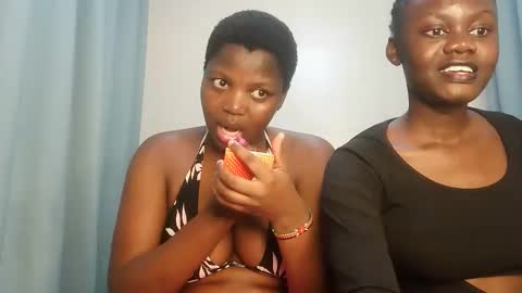 Lola online show from October 2, 1:07 pm