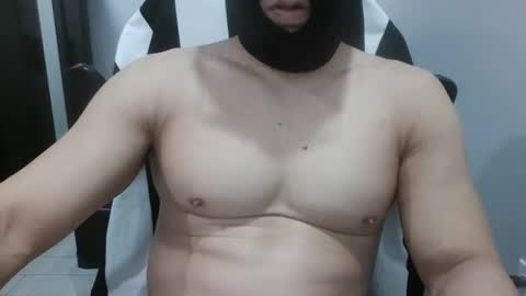 Snapshot of kinky_tony123456 chatting on April 4, 12:20 am kinky_tony123456 online show from April 4, 12:20 am